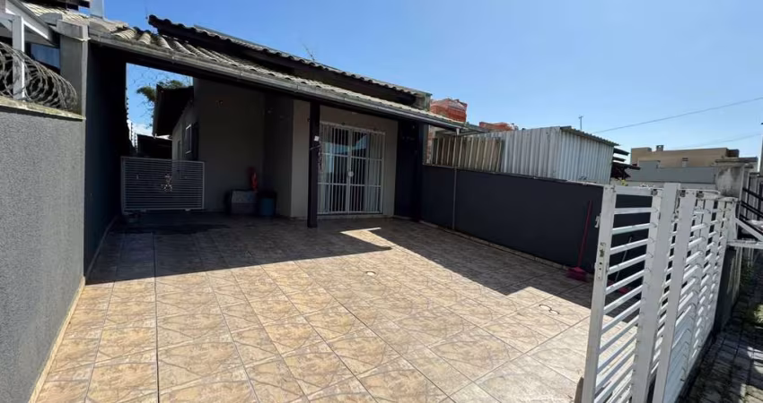Casa na praia semi mobiliada