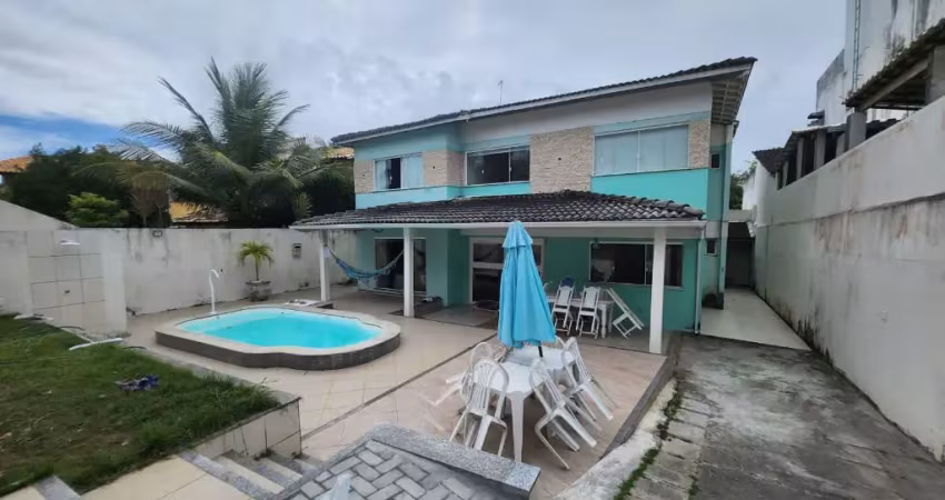 Casa em Vilas c/ terreno de 700m²