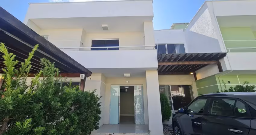 Casa em condomínio fechado com 4 quartos à venda na Avenida Luiz Tarquínio Pontes, 9, Buraquinho, Lauro de Freitas