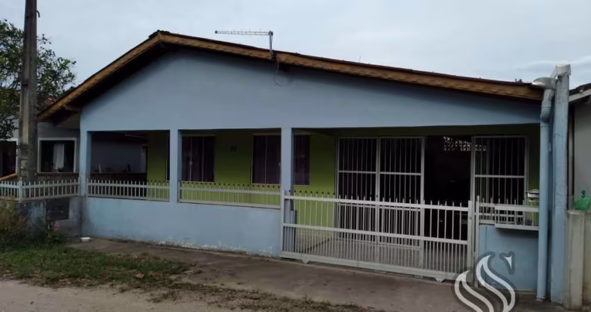 Casa para Venda em Balneário Barra do Sul, Centro, 4 dormitórios, 2 banheiros, 3 vagas