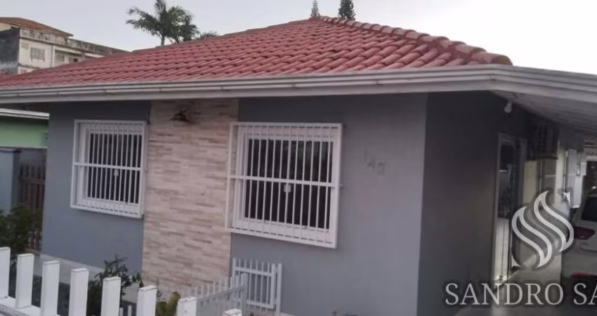Casa para Venda em Balneário Barra do Sul, Centro, 2 dormitórios, 1 suíte, 2 banheiros, 1 vaga