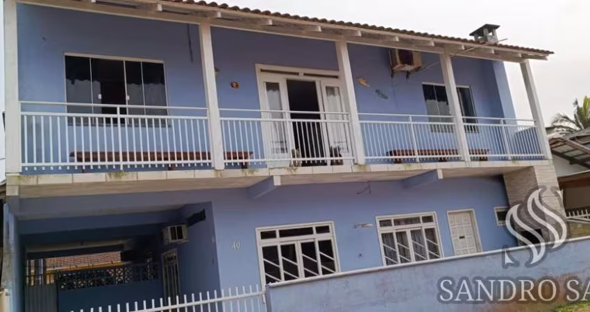Sobrado para Venda em Balneário Barra do Sul, Centro, 7 dormitórios, 4 banheiros, 2 vagas