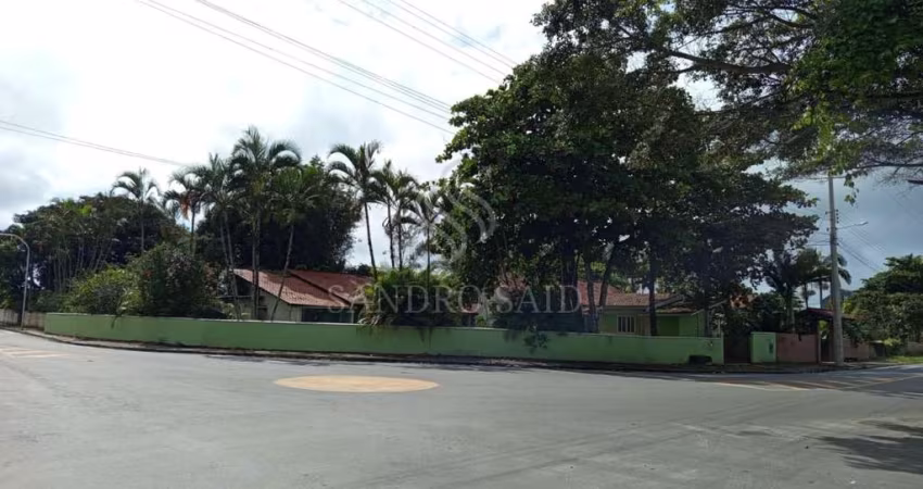 Casa para Venda em Balneário Barra do Sul, Salinas