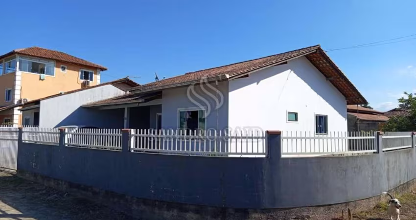 Casa para Venda em Balneário Barra do Sul, Centro, 2 dormitórios, 1 suíte, 1 banheiro, 1 vaga