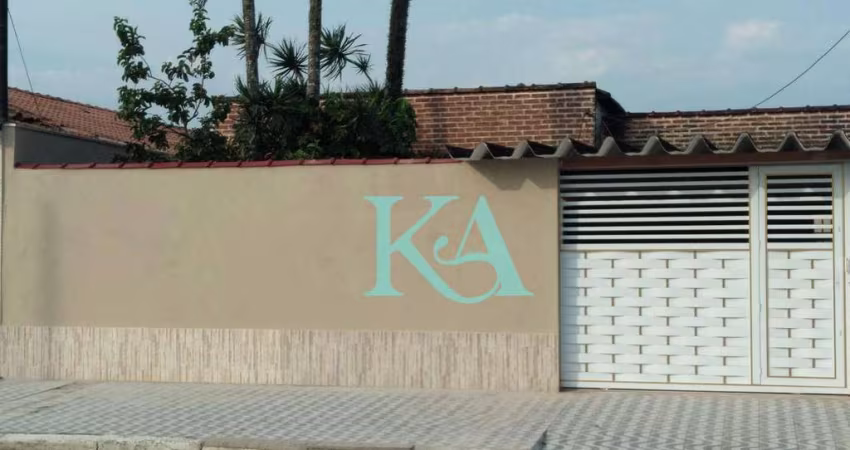 Casa com 3 dormitórios à venda, 135 m² por R$ 600.000,00 - Maracanã - Praia Grande/SP