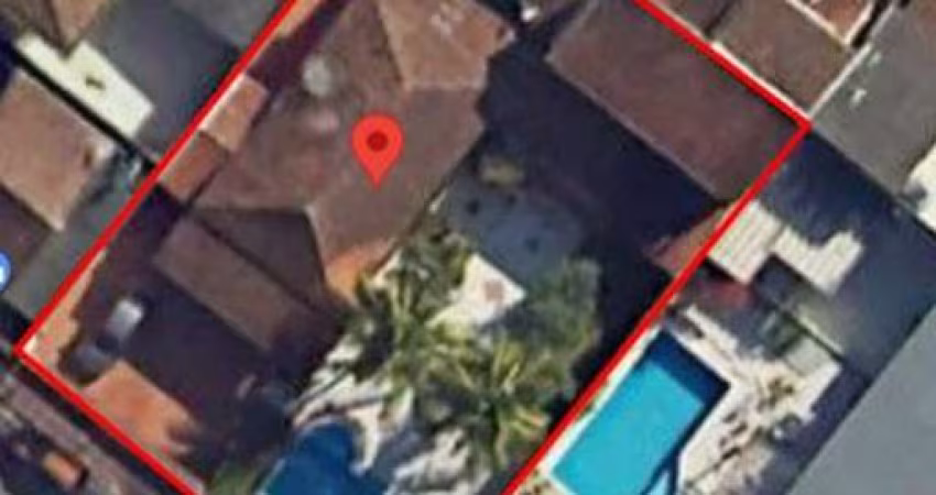 Casa com 5 dormitórios com Piscina e Árvores Frutiferas  à venda, 240 m² por R$ 1.200.000 - Caiçara - Praia Grande/SP