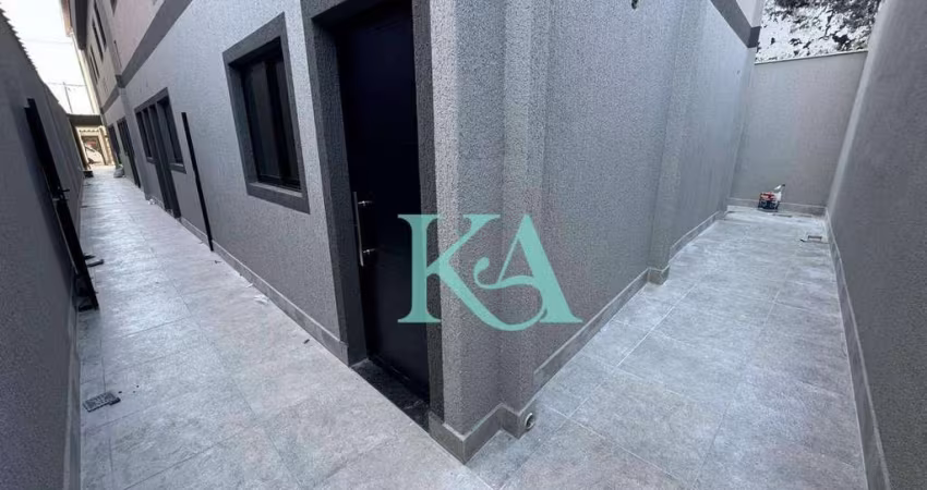 Sobrado com 2 dormitórios à venda, 76 m² por R$ 380.000,00 - Aviação - Praia Grande/SP