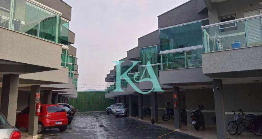 Sobrado com 2 dormitórios à venda, 71 m² por R$ 330.000,00 - Tude Bastos (Sítio do Campo) - Praia Grande/SP
