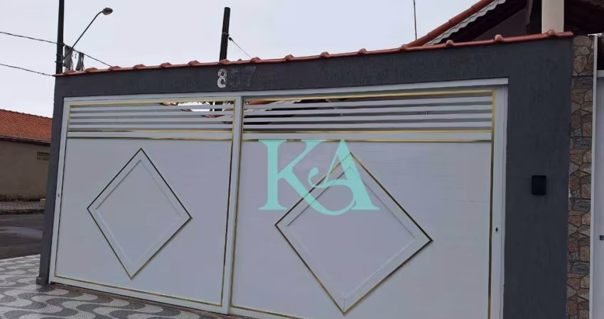 Casa com 2 dormitórios à venda, 48 m² por R$ 390.000,00 - Maracanã - Praia Grande/SP