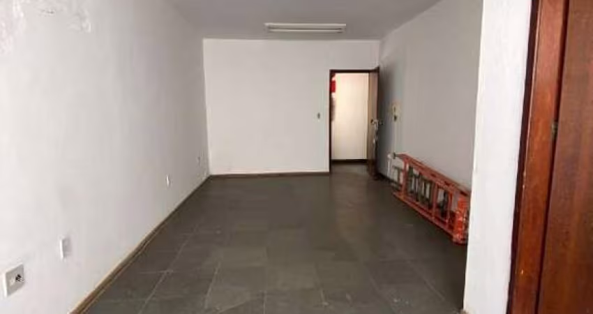 SALA ÓTIMA LOCALIZAÇÃO, PRADO