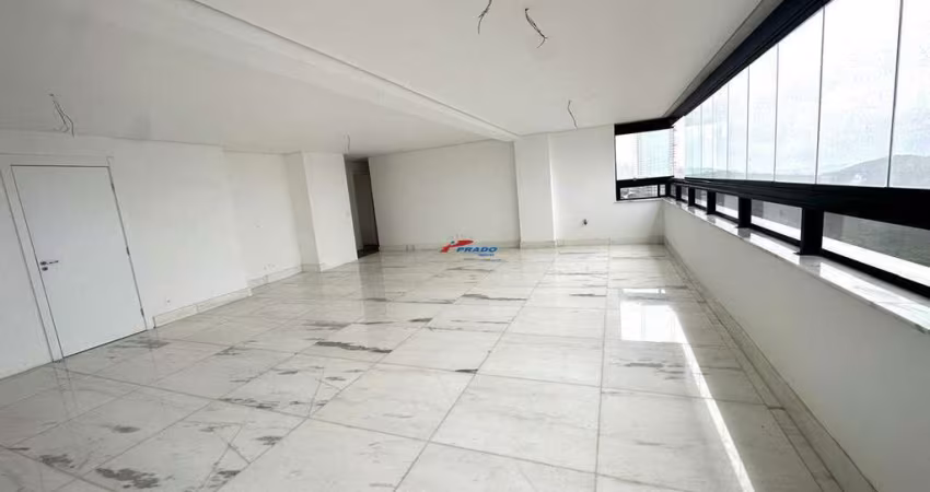 Excelente 04 quartos com 04 suites no Villa da Serra.