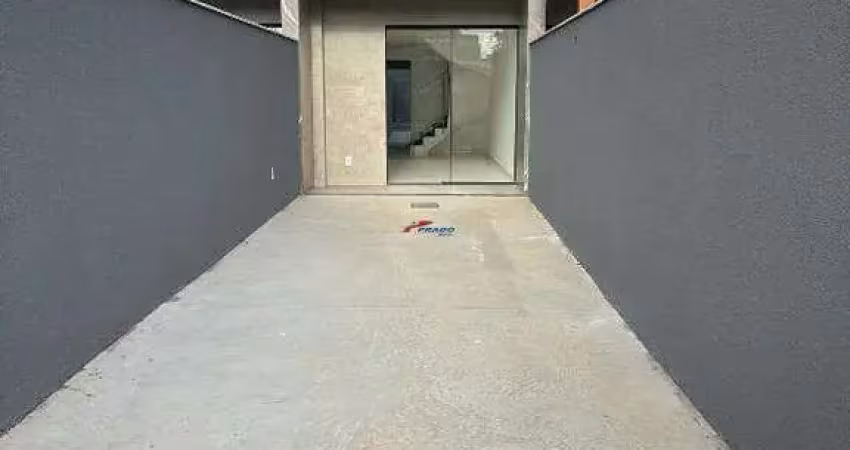 Excelente Casa Geminada 2 suites.