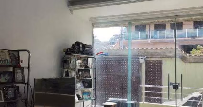EXCELENTE CASA, 4 QUARTOS, 3 SUÍTES, 5 VAGAS