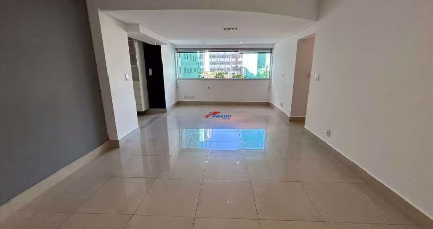 Apartamento de 2 quartos no bairro de Lourdes.