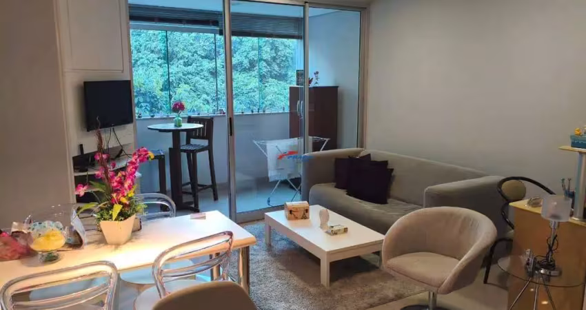 Apartamento 2 quartos, varanda, suíte, port. 24hs, academia, 2 vagas
