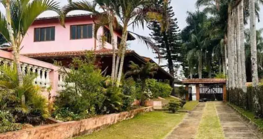 Chácara belíssima no asfalto em Bom Jesus dos Perdões/SP