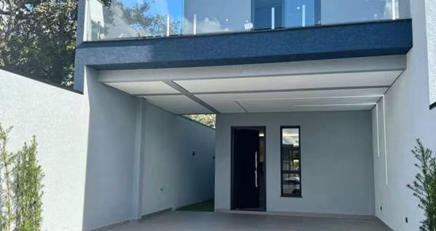 Casa à venda em Atibaia - Vila Petrópolis - 187m² - R$ 1.399.000,00