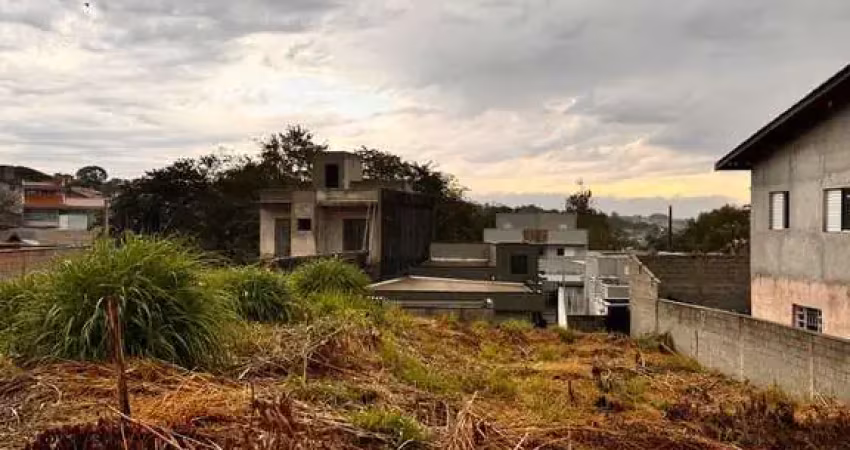Terreno com excelente topografia e localização, 300m2 em atibaia - sp