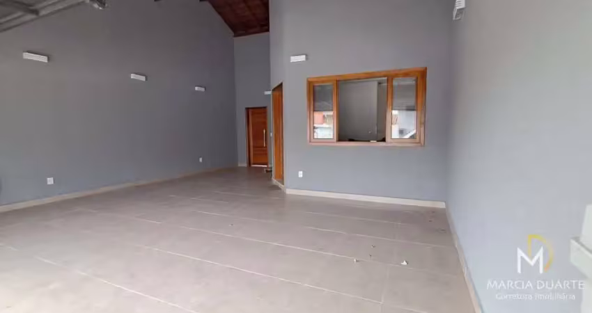Casa térrea com 03 dormitórios no bairro nova atibaia - atibaia