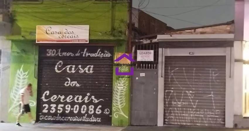 Terreno para Venda, 240 m²