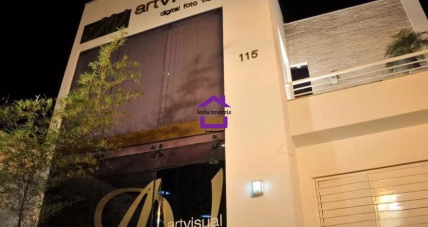 Prédio Comercial no bairro Quarta Parada com 600 metros.