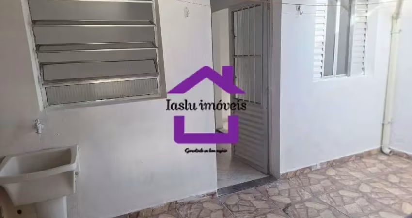 Casa com 1 quarto para alugar no Jardim Tango, São Paulo 
