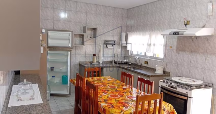 Casa Térrea para Venda em Santo André, Vila Clarice, 3 dormitórios, 1 banheiro, 2 vagas