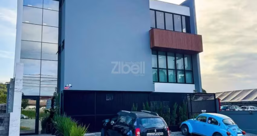 Sala comercial para alugar na Rua Evaristo da Veiga, 424, Glória, Joinville