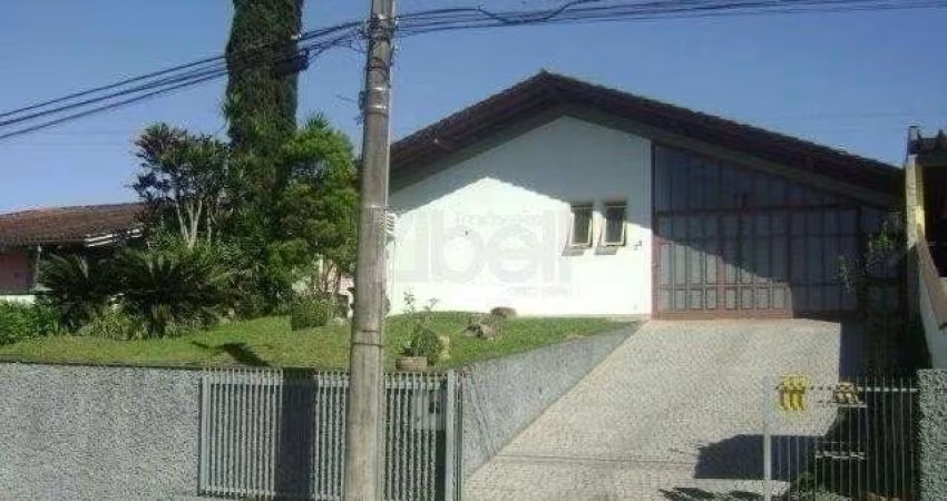CASA no NOVA BRASÍLIA com 3 quartos para VENDA, 197 m²