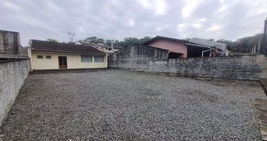 Casa à venda na Rua Santa Marina, 547, Vila Nova, Joinville