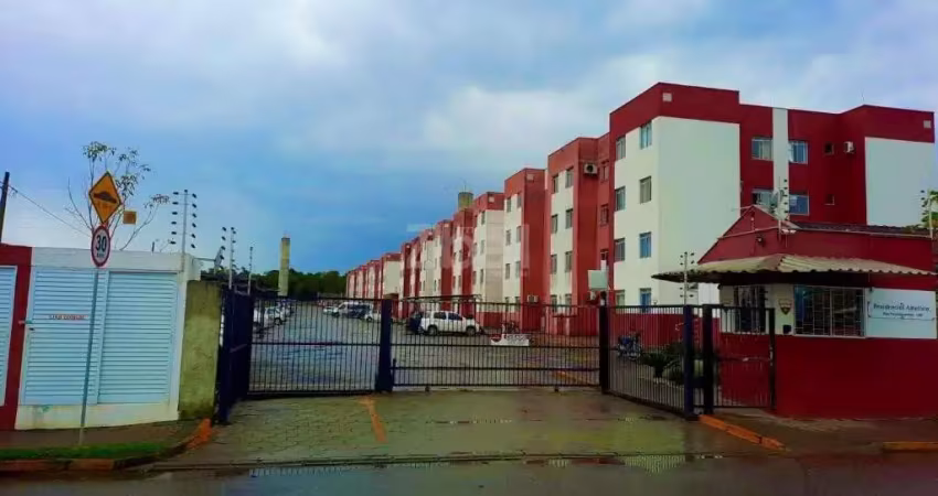 Apartamento no paranaguamirim com 2 quartos para locação, 45 m²