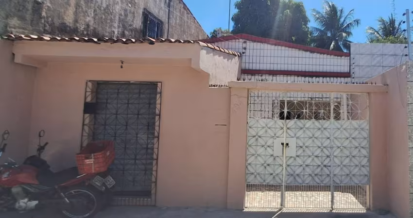 Excelente Casa Residencial no Bairro Ellery