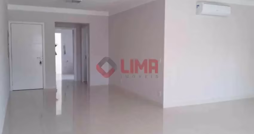 EXCELENTE APARTAMENTO NO CONDOMÍNIO FLAMINGO COM 4 SUÍTES