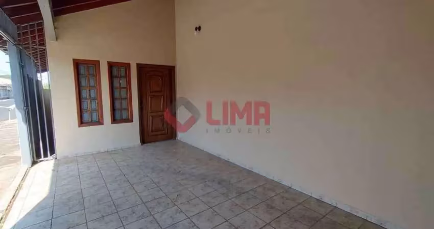 Linda e ampla residência para locaçao no jd. jussara - com 3 dormitórios, 01 suíte - próximo a rua bernadino de campos