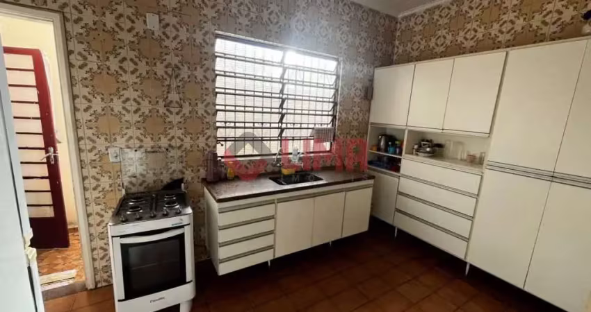 Casa espaçosa com 3 dormitórios - vila independência (próx. a  av. castelo branco e duque de caxias)