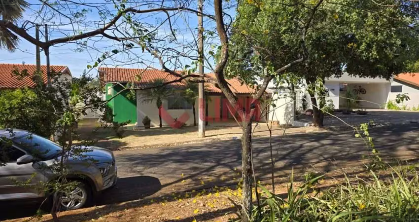 Joia em piratininga: casa com suite, área gourmet completa e terreno de 600m²!