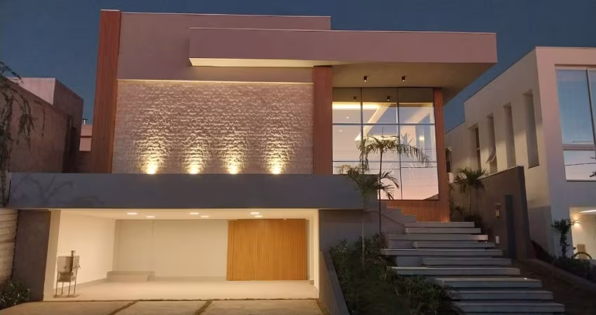 Casa em condominio com 354m2 - 3 suites