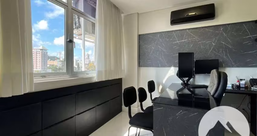 Sala comercial com 1 sala para alugar na Rua 15 de Novembro, Centro, Blumenau