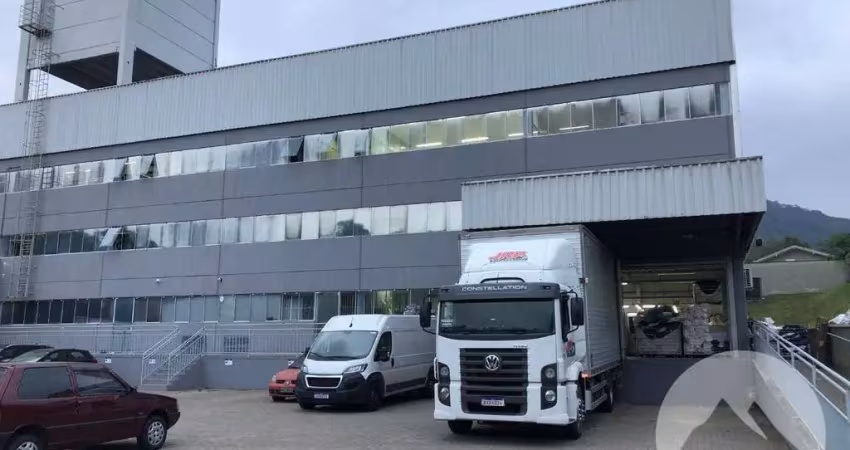 Galpão para alugar, 892 m² por r$ 22.565,23/mês - passo manso - blumenau/sc