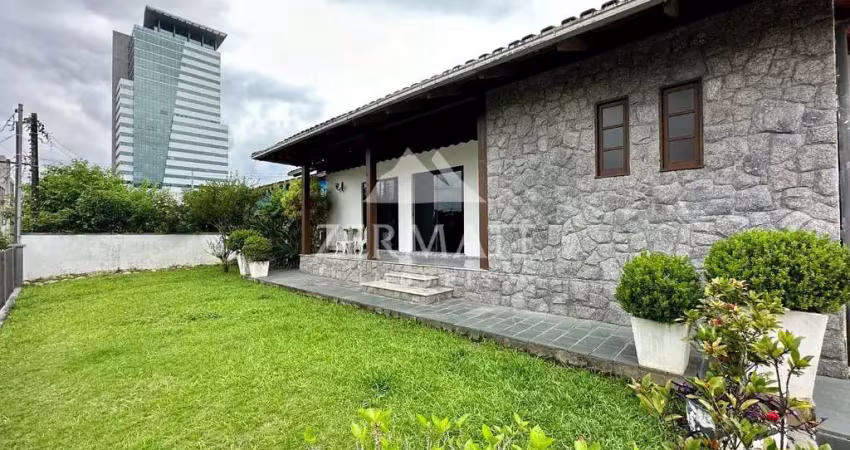 Casa com 3 dormitórios para alugar à 300m da vila germânica- velha - blumenau/sc