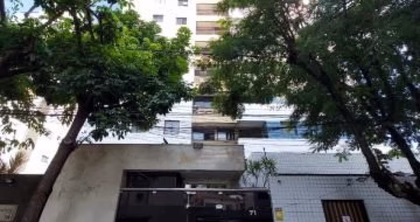 Vendo Apartamento com excelente localização no Bairro de Boa Viagem, com 64,00 m² de área útil.