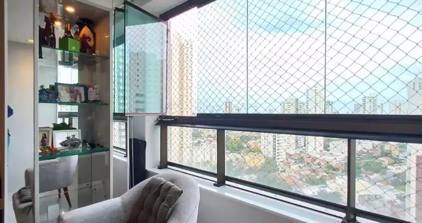 Apartamento com 3 quartos à venda no Rosarinho