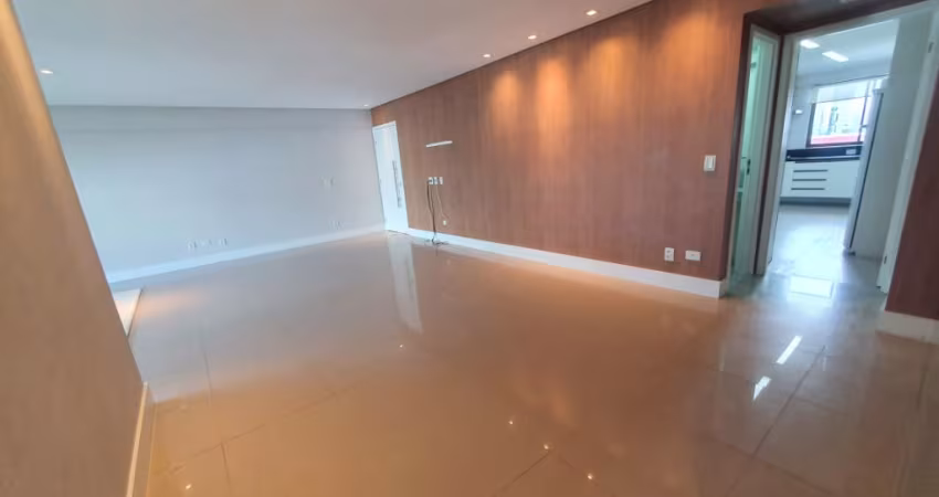 Apartamento com 4 quartos para alugar no Boa Viagem