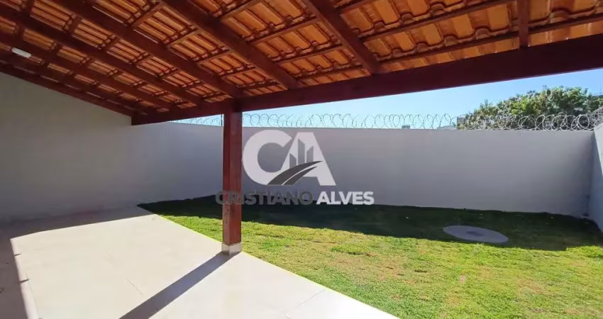 Casa à venda com porcelanato 03 quartos, espaço gourmet, fachada moderna em aparecida de goiânia,