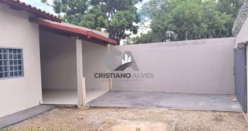 Casa de 02 quartos a venda pontal sul aparecida de goiânia, ótima localização
- 2 quartos, sendo uma suíte.