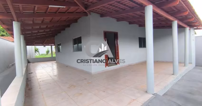 Casa usada sozinha no lote, 02 quartos,setor parque veiga jardim aparecida de goiânia, ótima localização