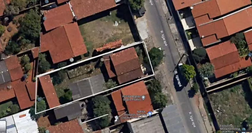 Casa com barracão simple a venda    plano vila alzira, aparecida de goiânia, ótima localização ao lado  avenida das mangueiras 