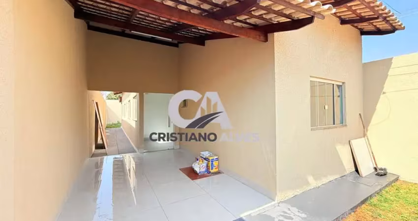 Casa 03 quartos usada a venda setor  jardim cristal aparecida de goiânia, próximo supermercado,loja de conveniência,avenidas