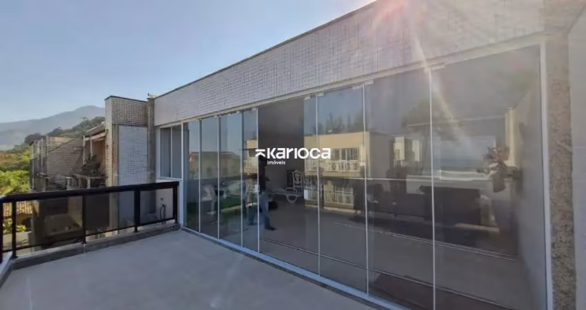 Cobertura para alugar com 177m², 3 quartos, 5 banheiros, 4 vagas de garagem.