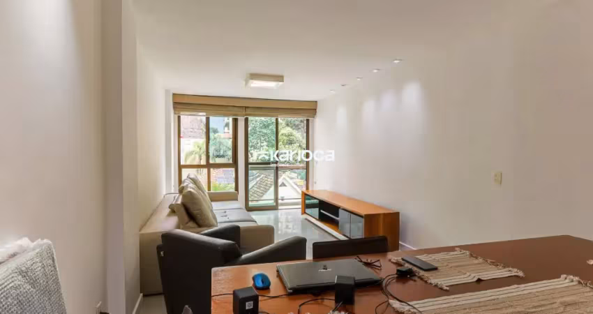 Apartamento para alugar com 308m², 5 quartos, 7 banheiros, 3 vagas de garagem.